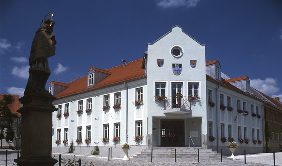 Bild: Das Rathaus in Mitterteich