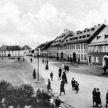 Bild: Der Adolf Hitler Platz um 1947.